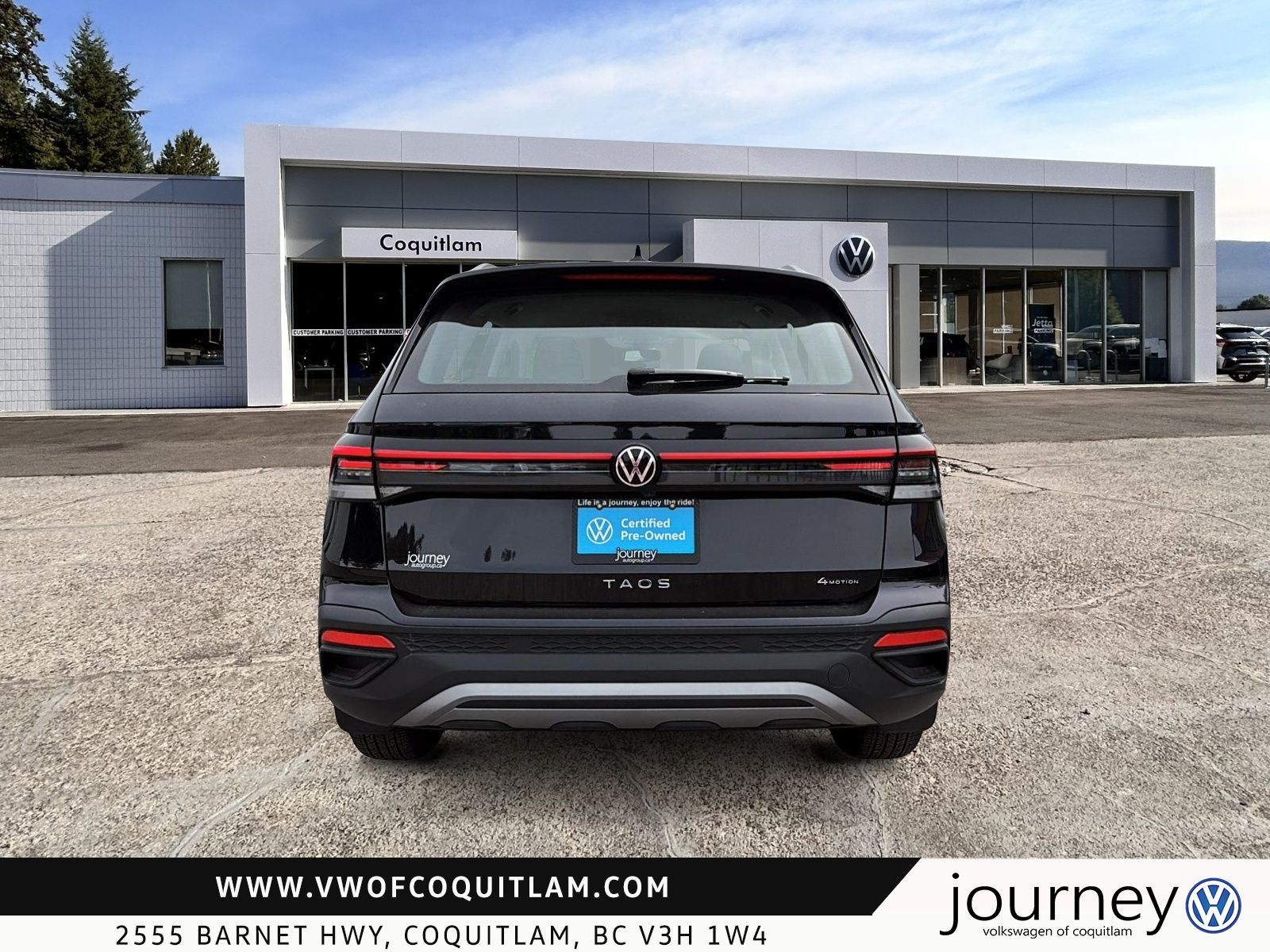 Photo 2025 Volkswagen Taos Trendline 4MOTION #3