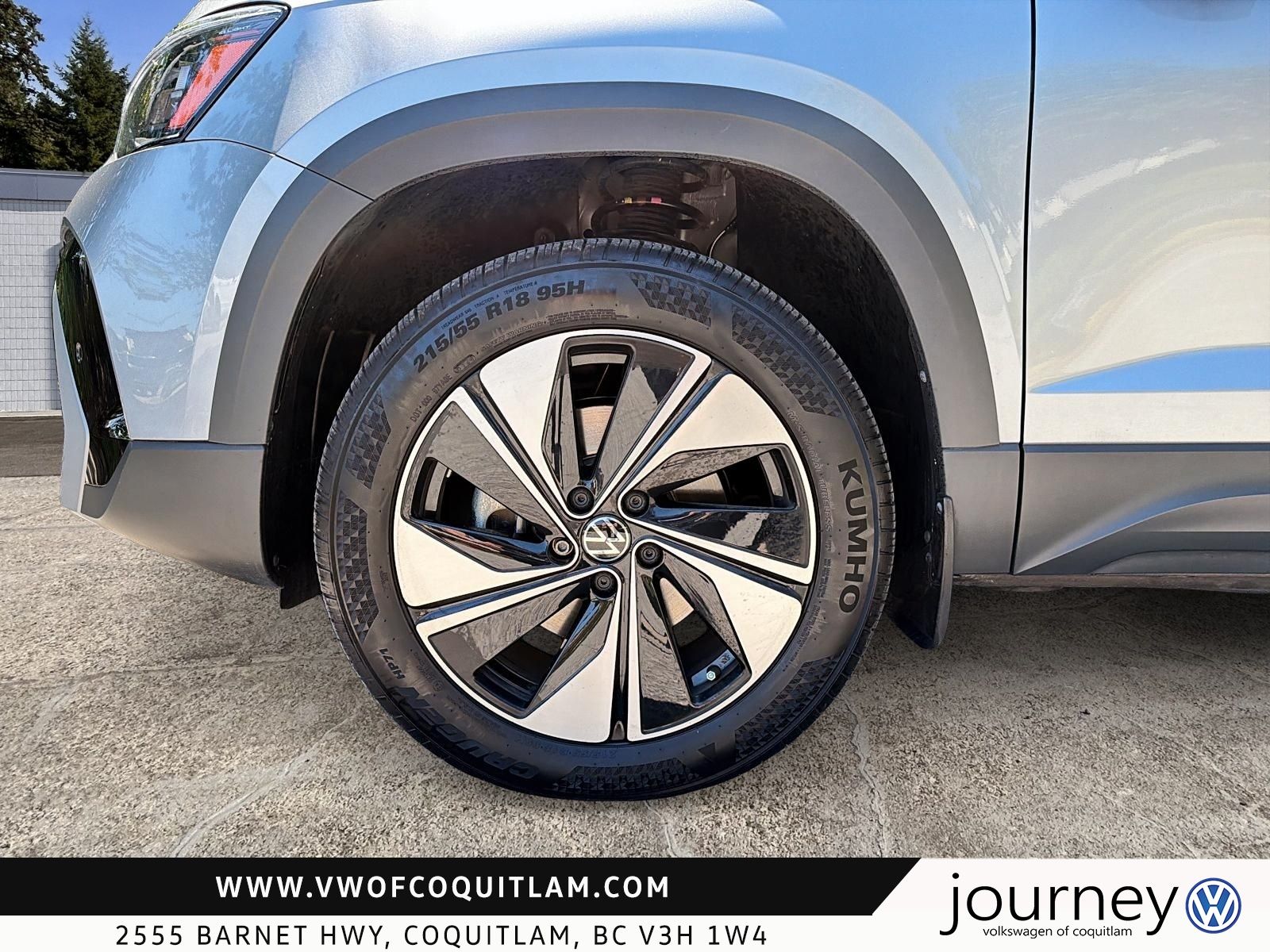 Photo 2025 Volkswagen Taos Comfortline 4MOTION #7