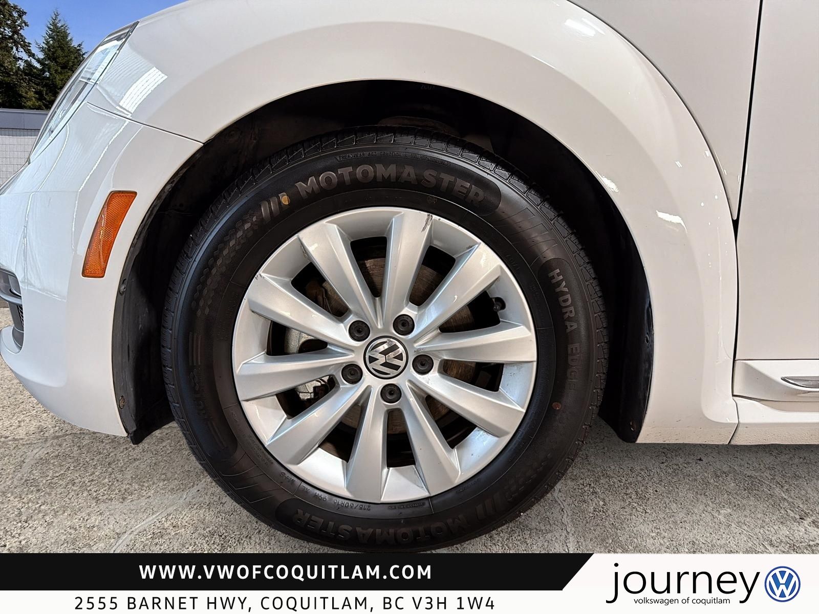 Photo 2013 Volkswagen The Beetle Convertible Comfortline 2.5L 6sp at Tip #7