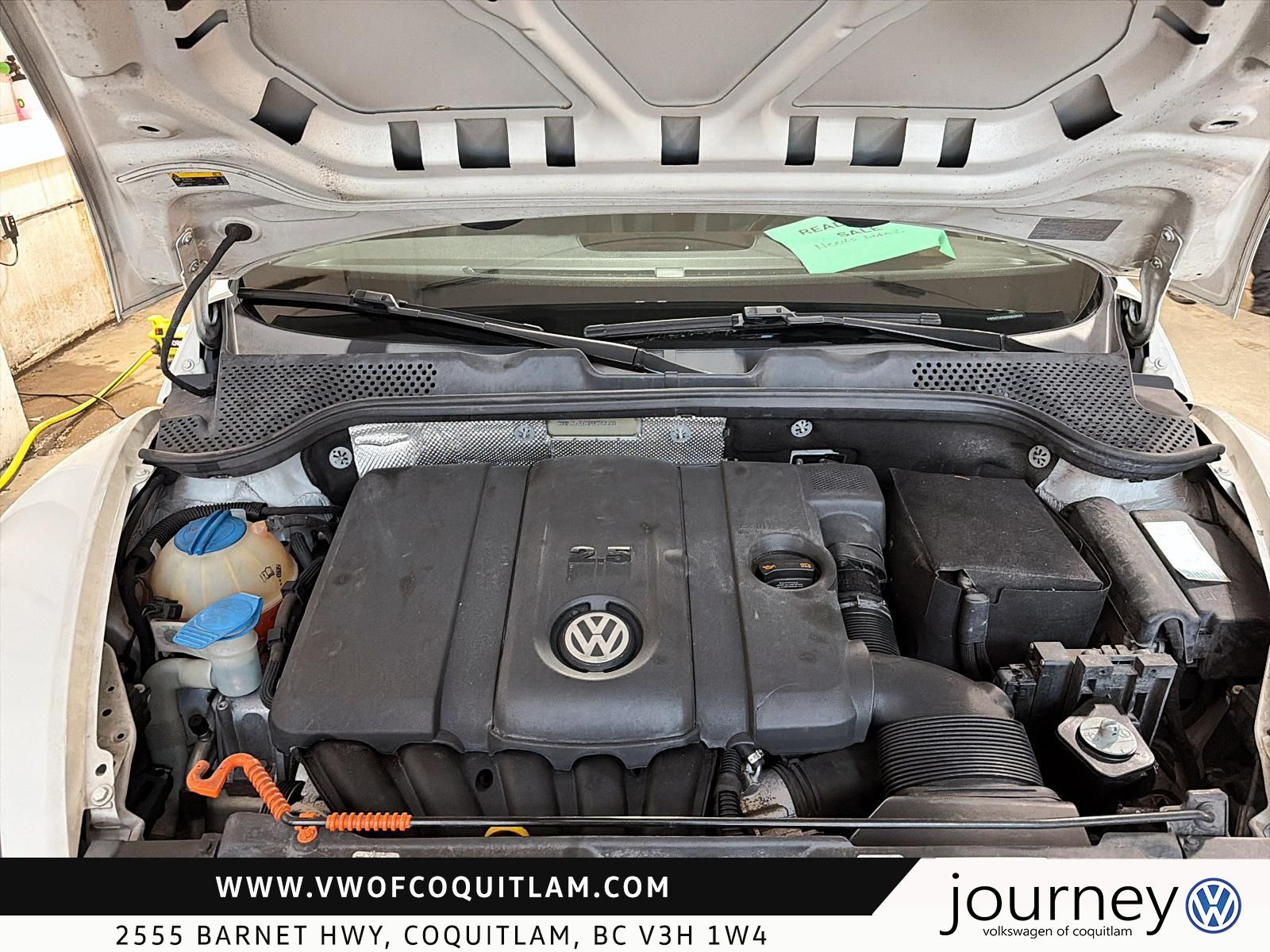 Photo 2013 Volkswagen The Beetle Convertible Comfortline 2.5L 6sp at Tip #8
