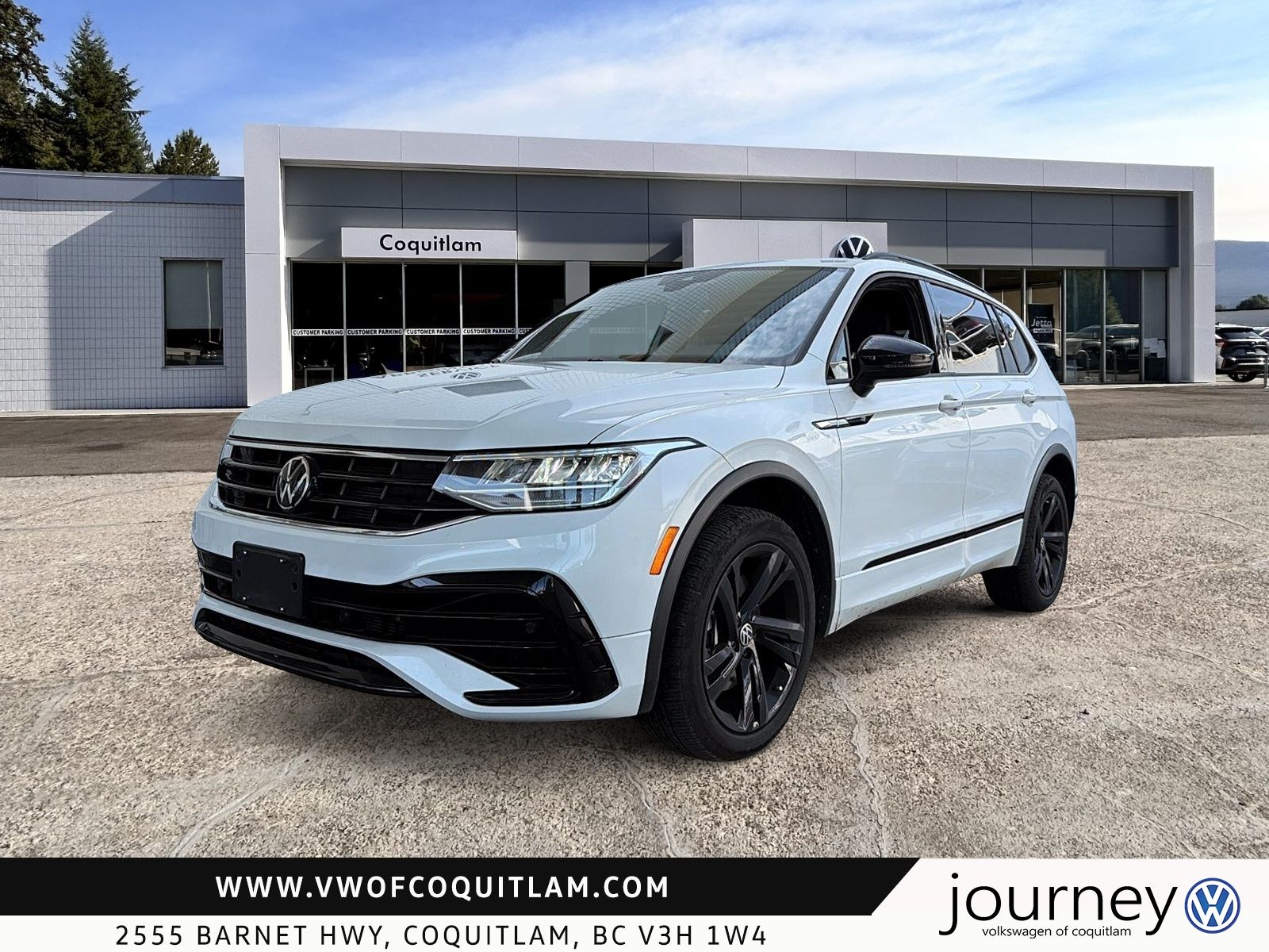 2024 Volkswagen Tiguan Comfortline R-Line Black 2.0T 8sp at w/Tip 4M