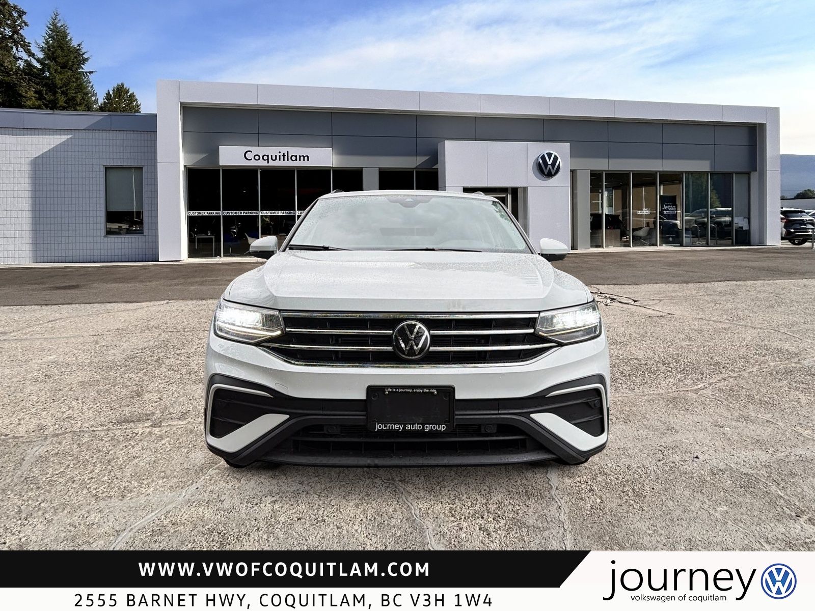 Photo 2024 Volkswagen Tiguan Comfortline 2.0T 8sp at w/Tip 4M #2