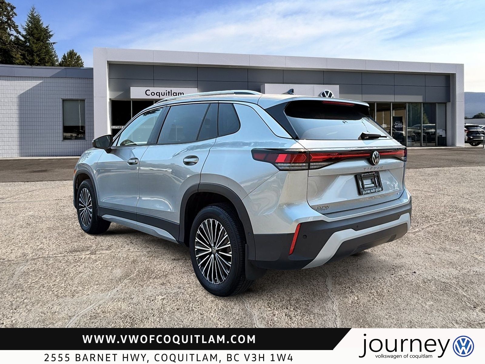 Photo 2025 Volkswagen Tiguan Comfortline 4MOTION #4