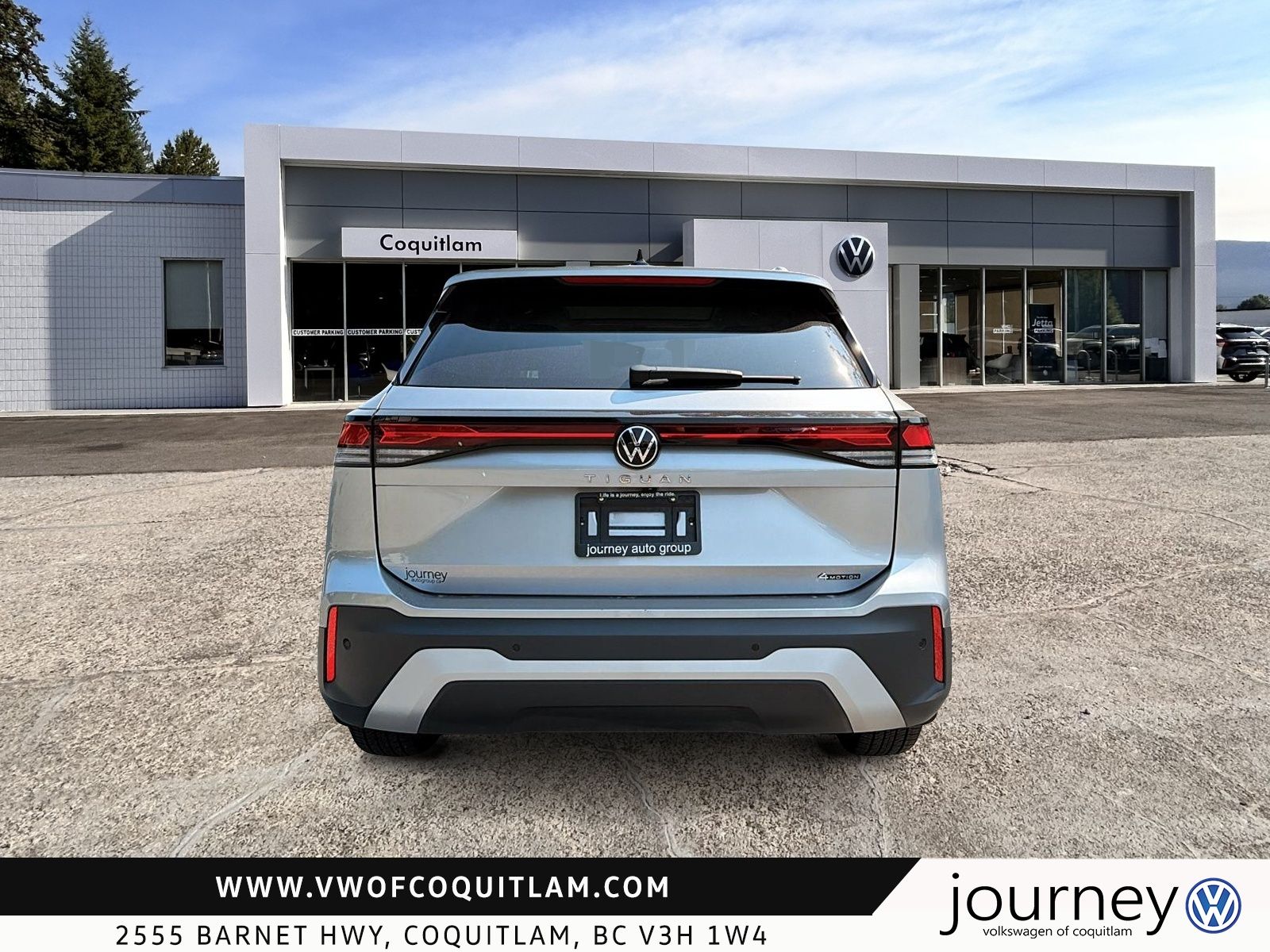 Photo 2025 Volkswagen Tiguan Comfortline 4MOTION #3