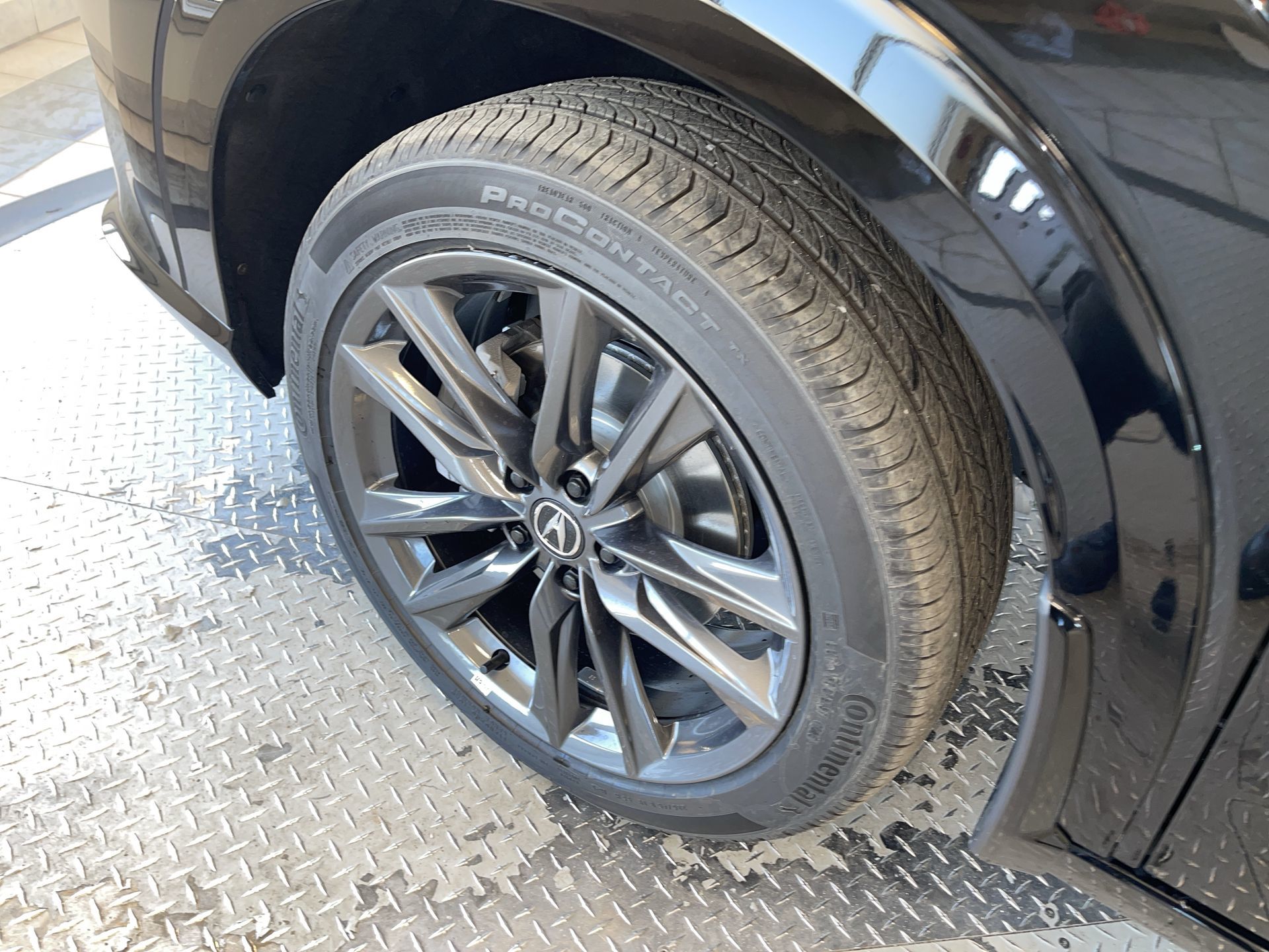 2025 Acura ADX