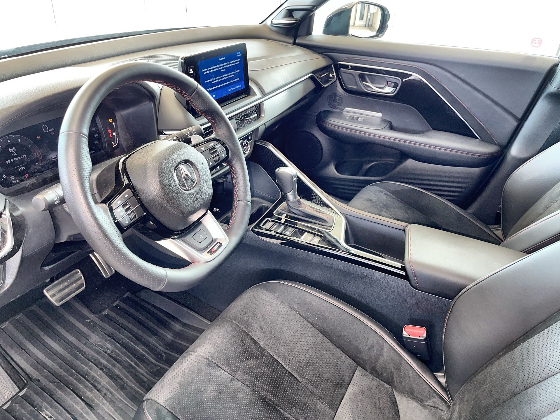 2025 Acura ADX