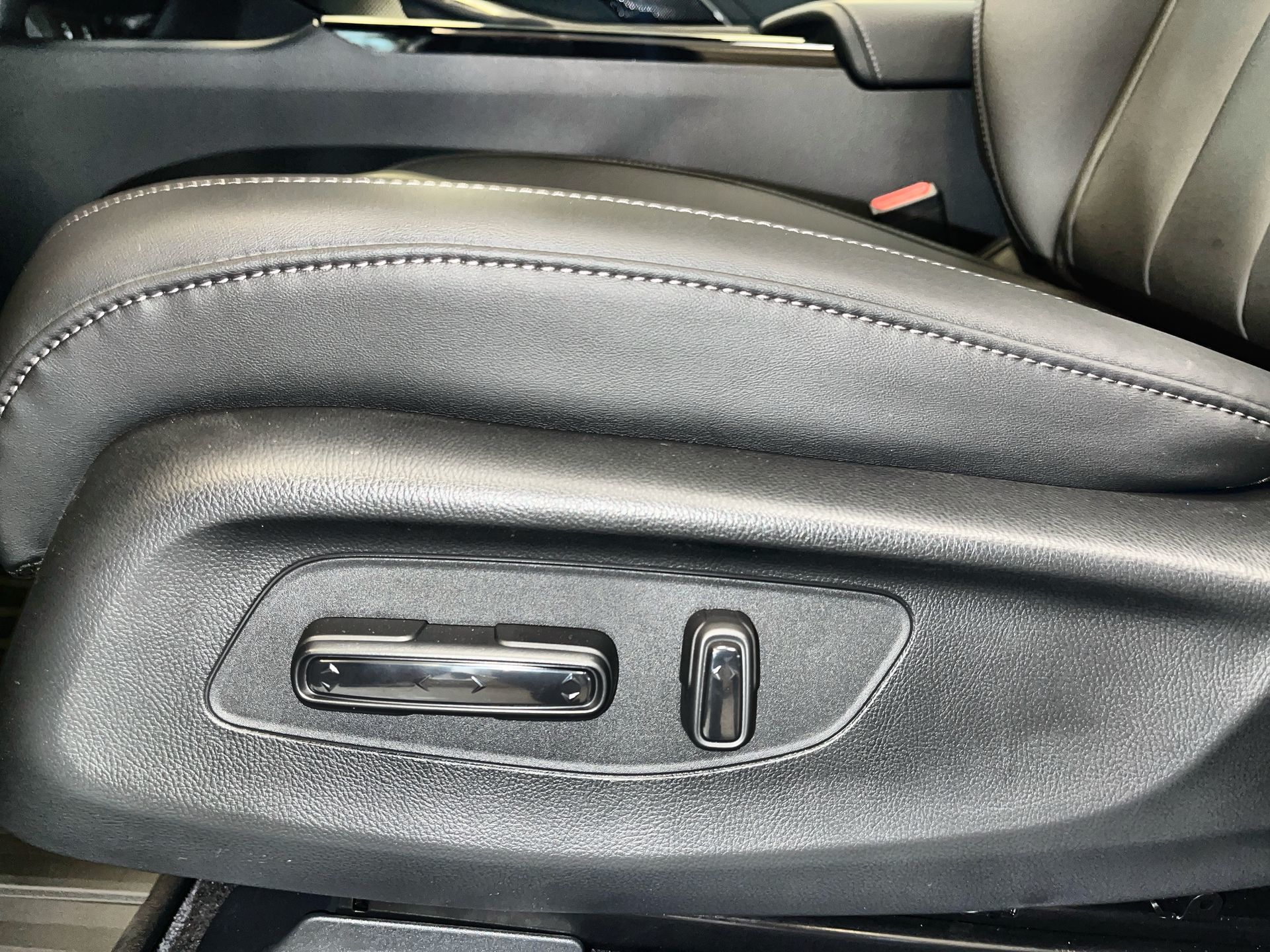2025 Acura ADX