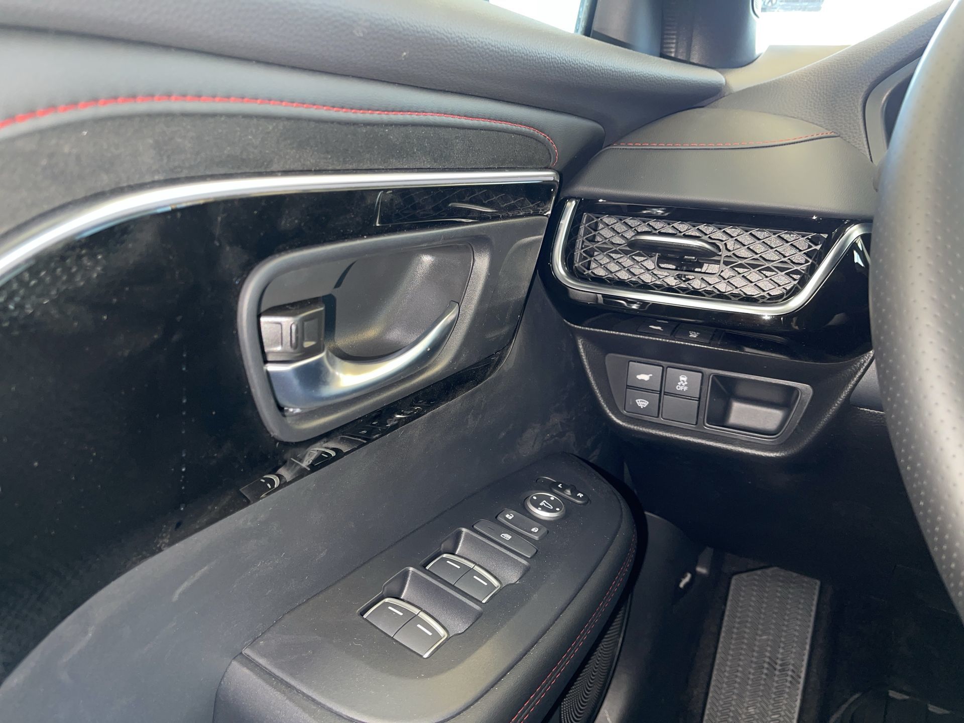 2025 Acura ADX