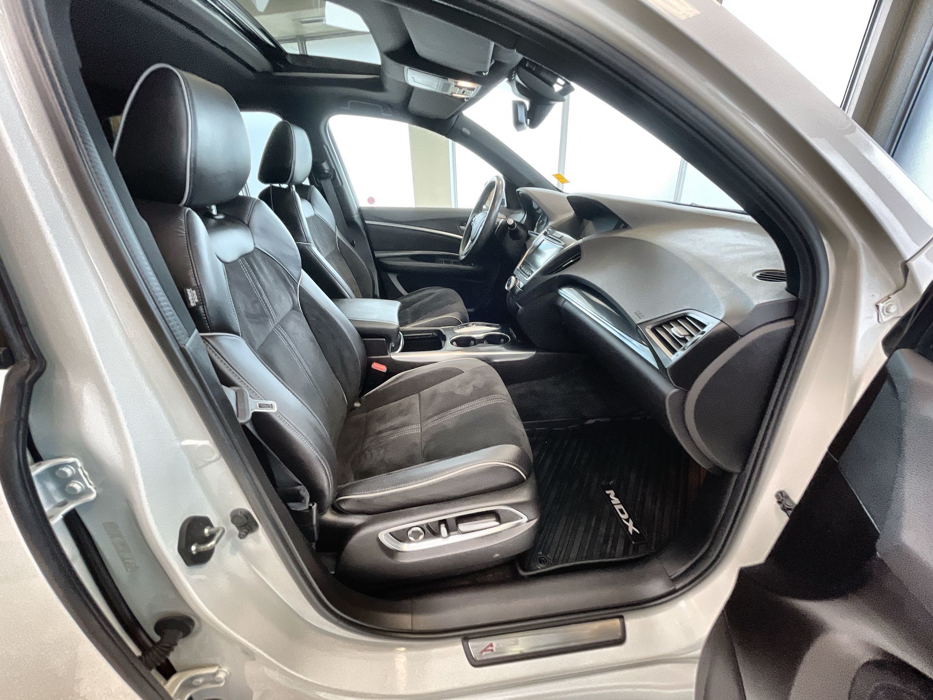 Acura MDX  2019 à Regina, Saskatchewan