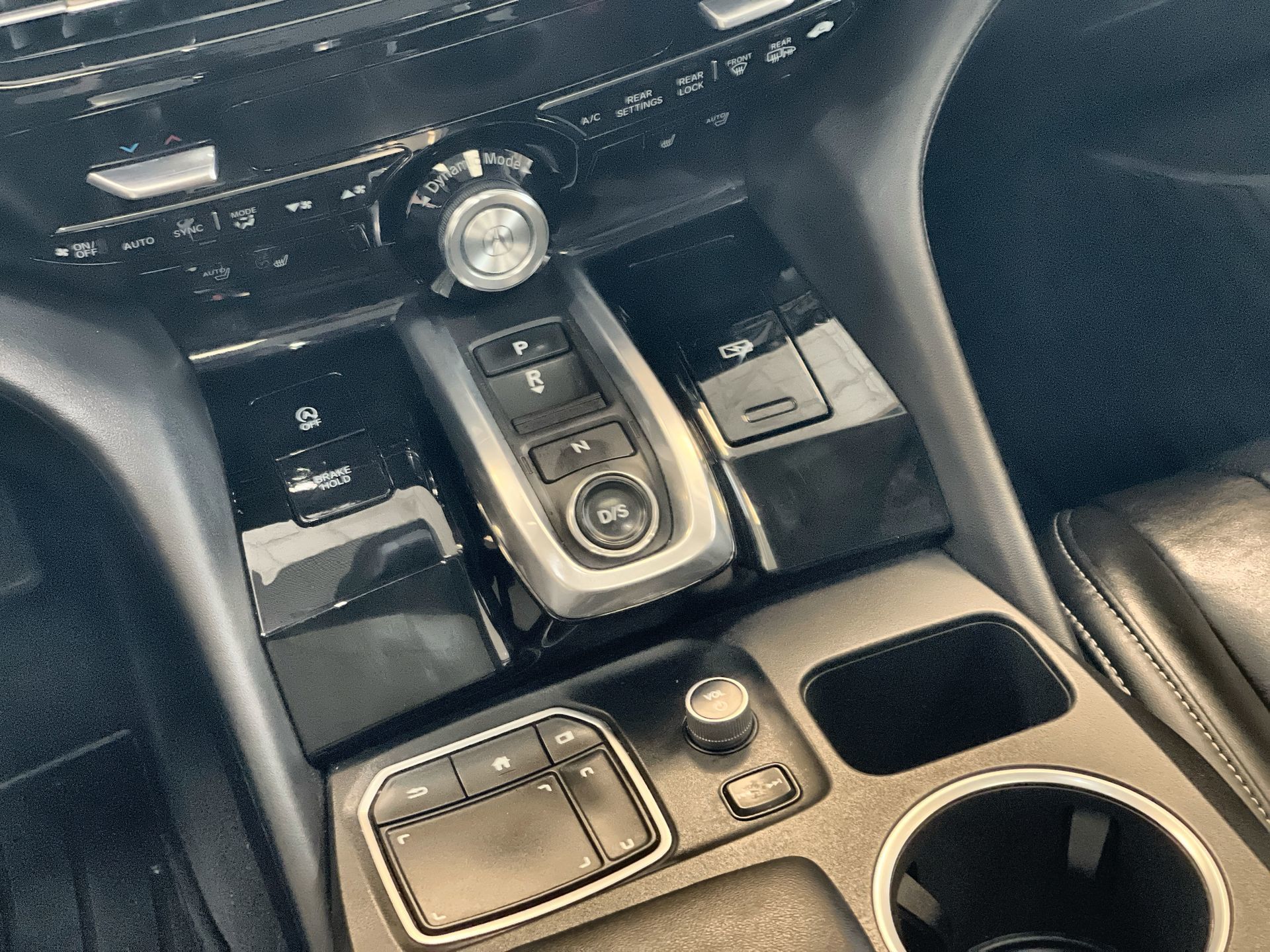2022 Acura MDX in Regina, Saskatchewan