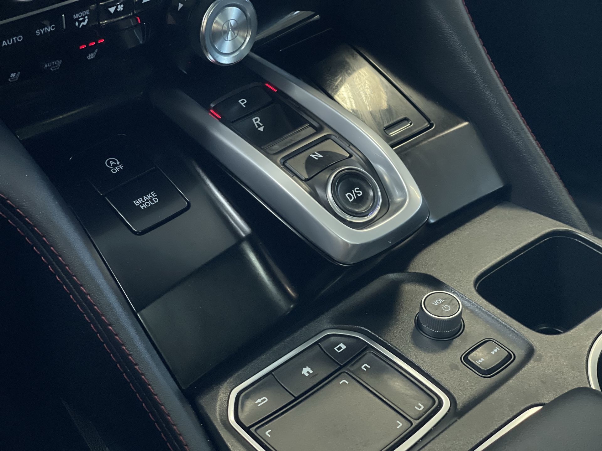 2022 Acura MDX in Regina, Saskatchewan