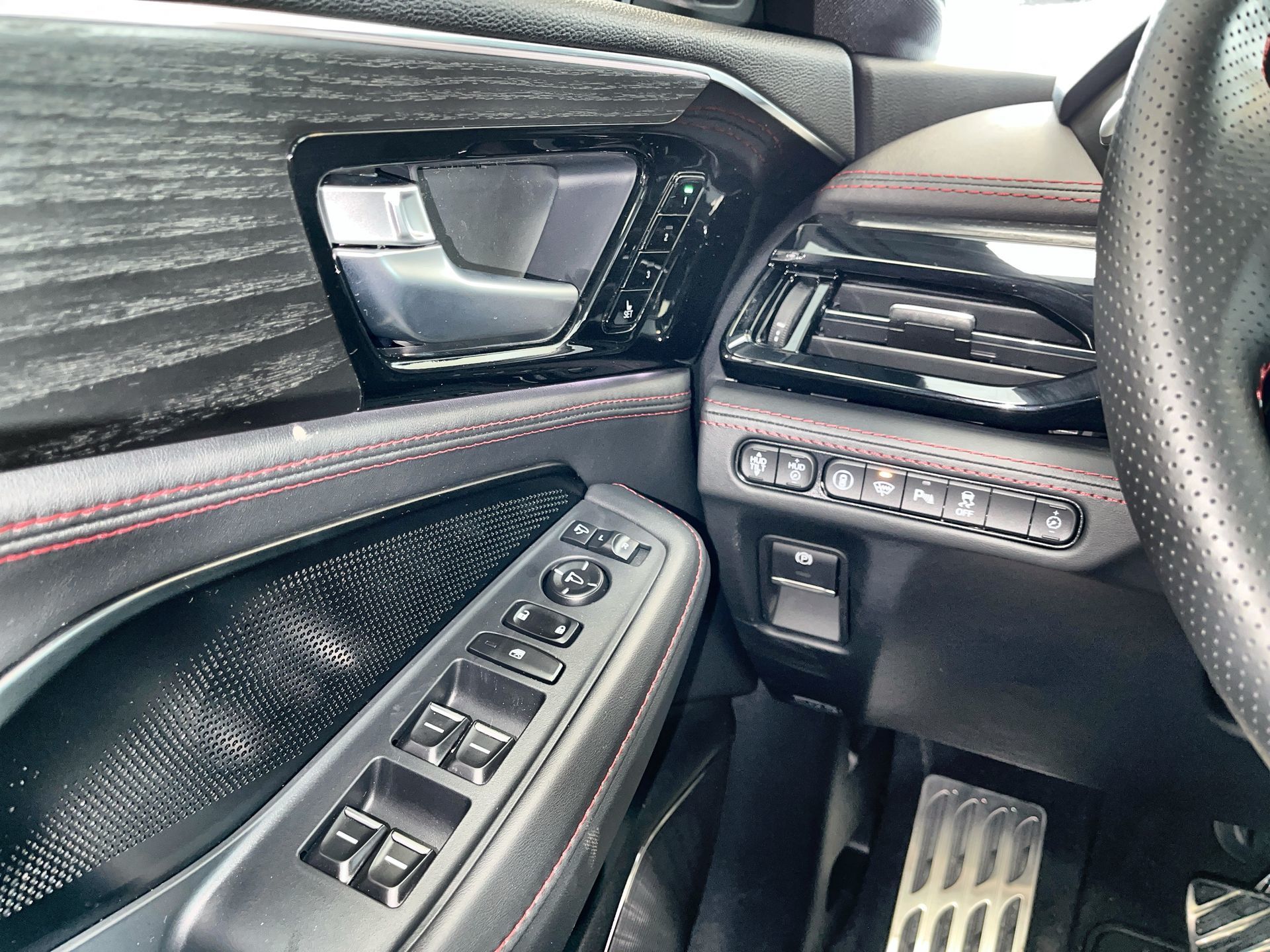 2025 Acura MDX in Regina, Saskatchewan