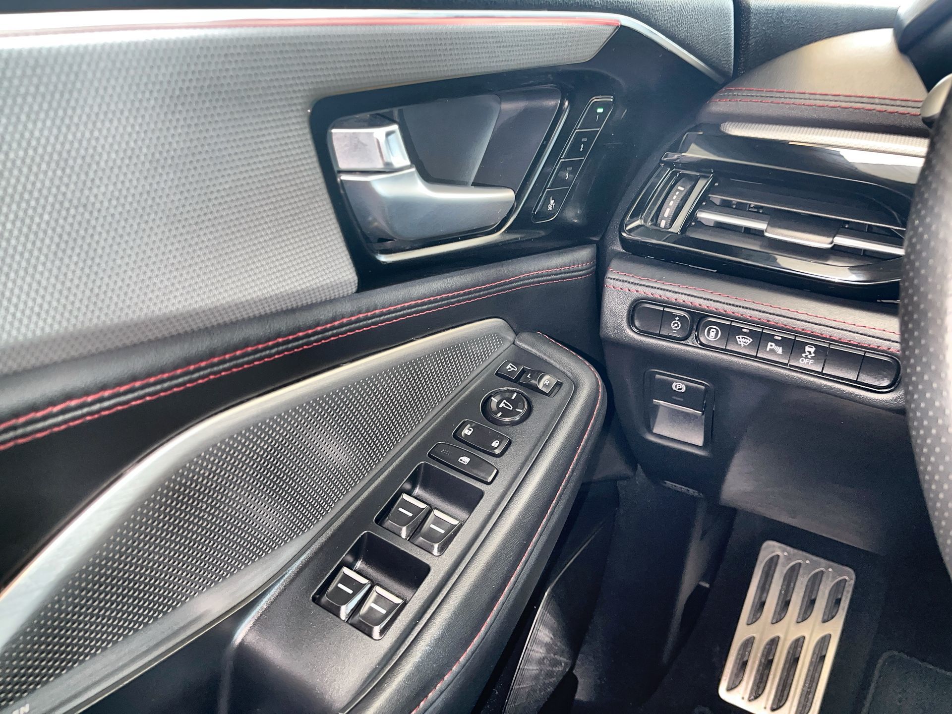 2025 Acura MDX in Regina, Saskatchewan
