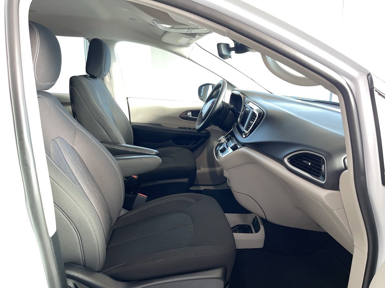 2024 Chrysler Grand Caravan