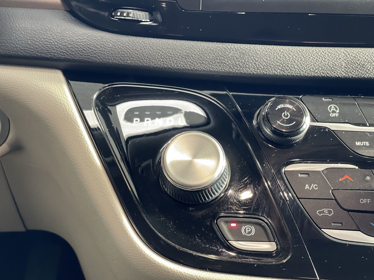 2024 Chrysler Grand Caravan