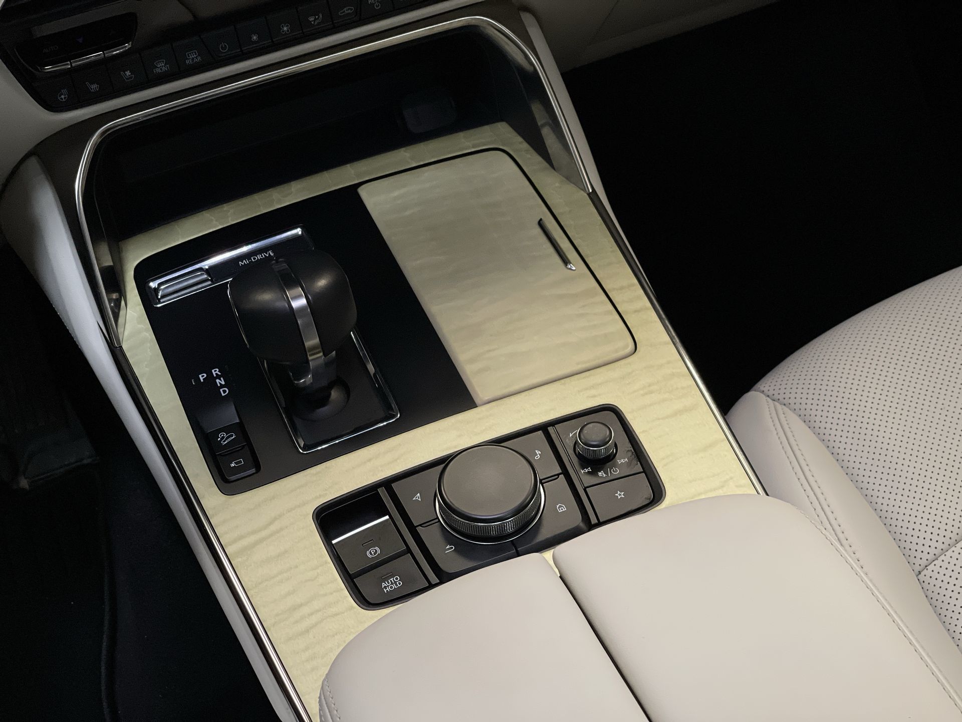 2024 Mazda CX-90 MHEV