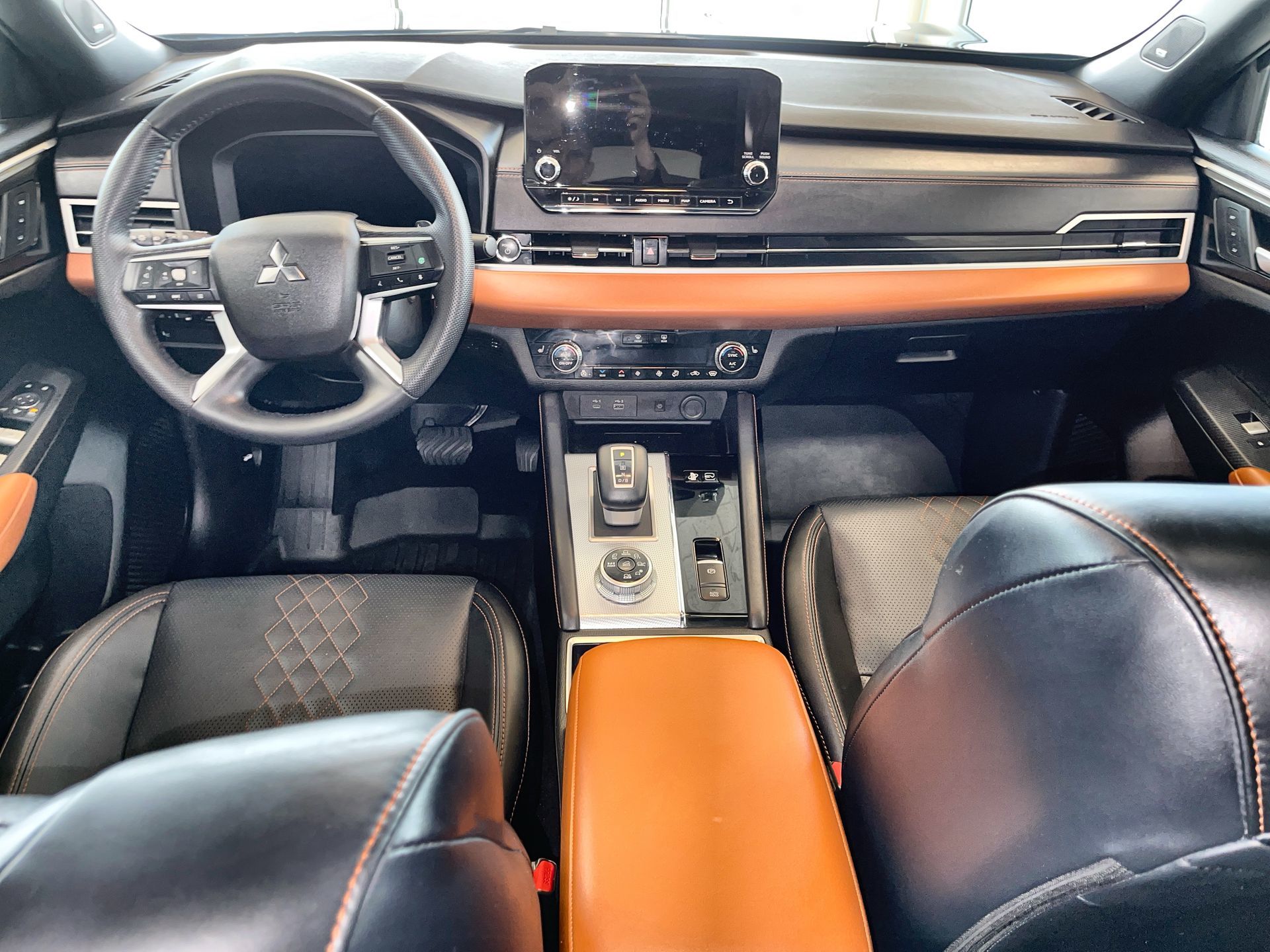 2025 Mitsubishi Outlander Plug-In Hybrid