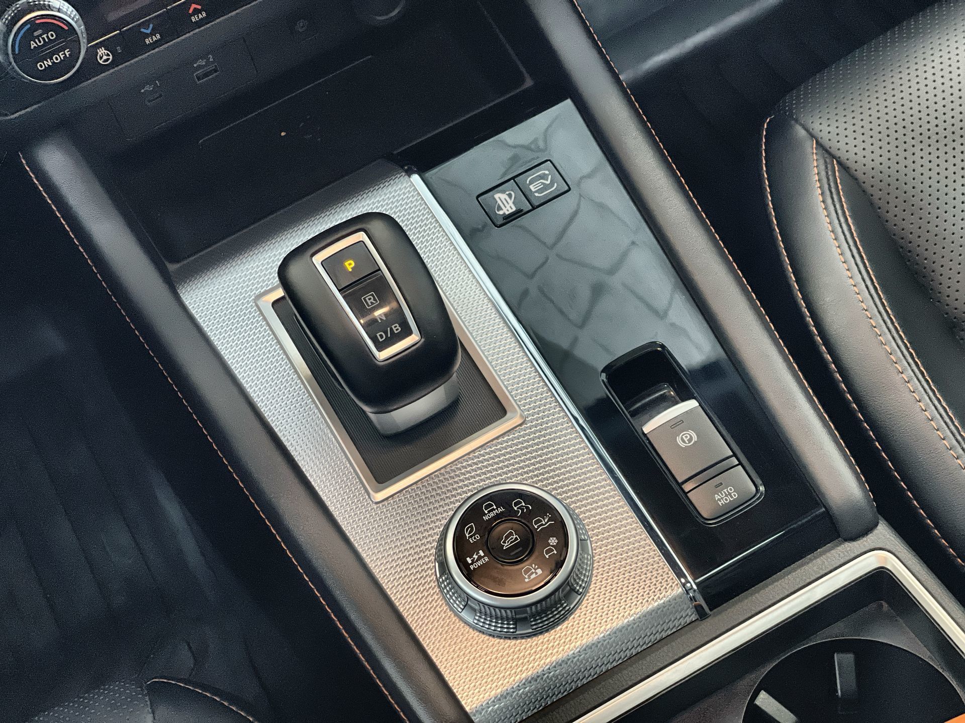 2025 Mitsubishi Outlander Plug-In Hybrid