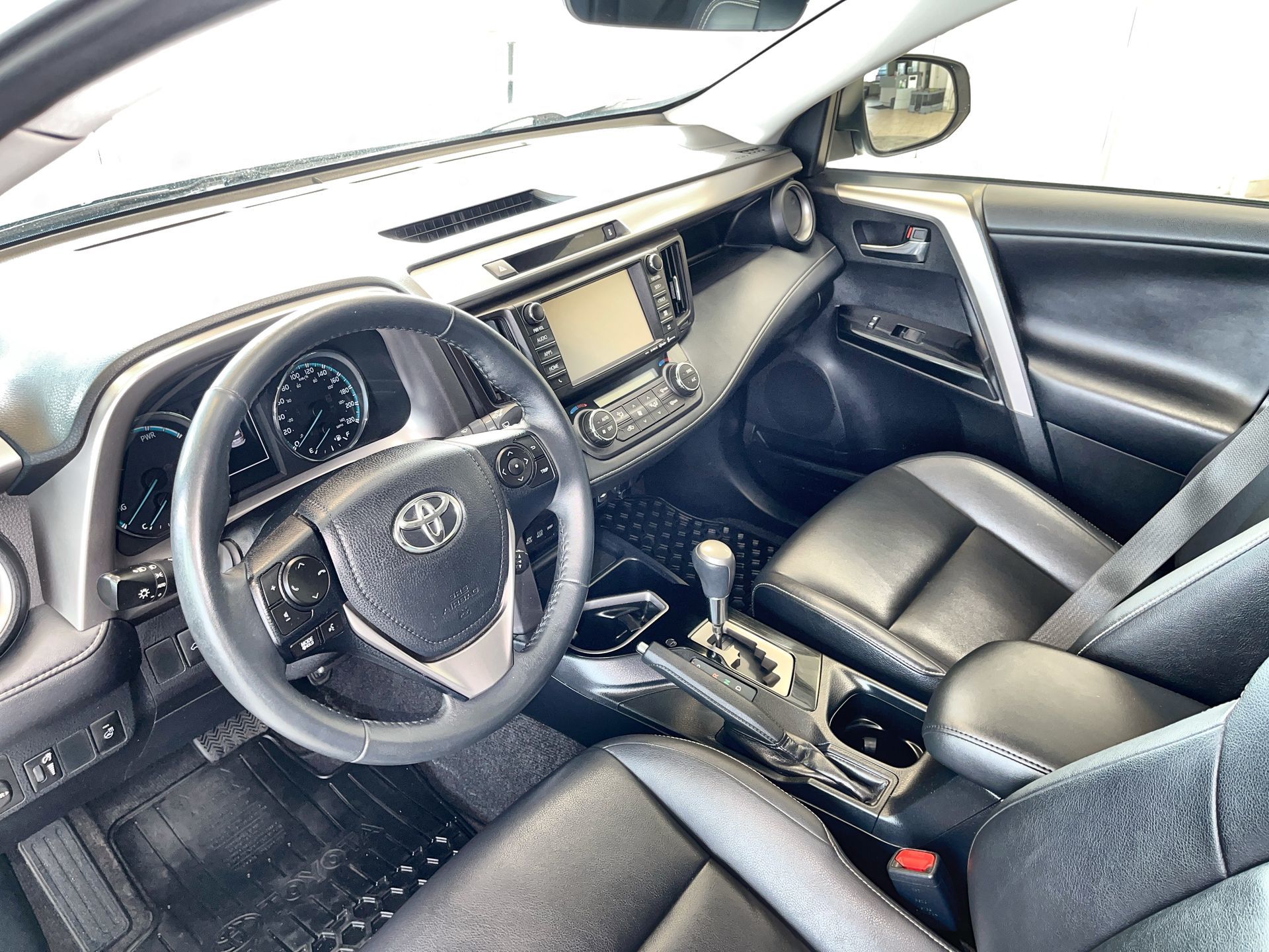 2016 Toyota RAV4 Hybrid in Regina, Saskatchewan