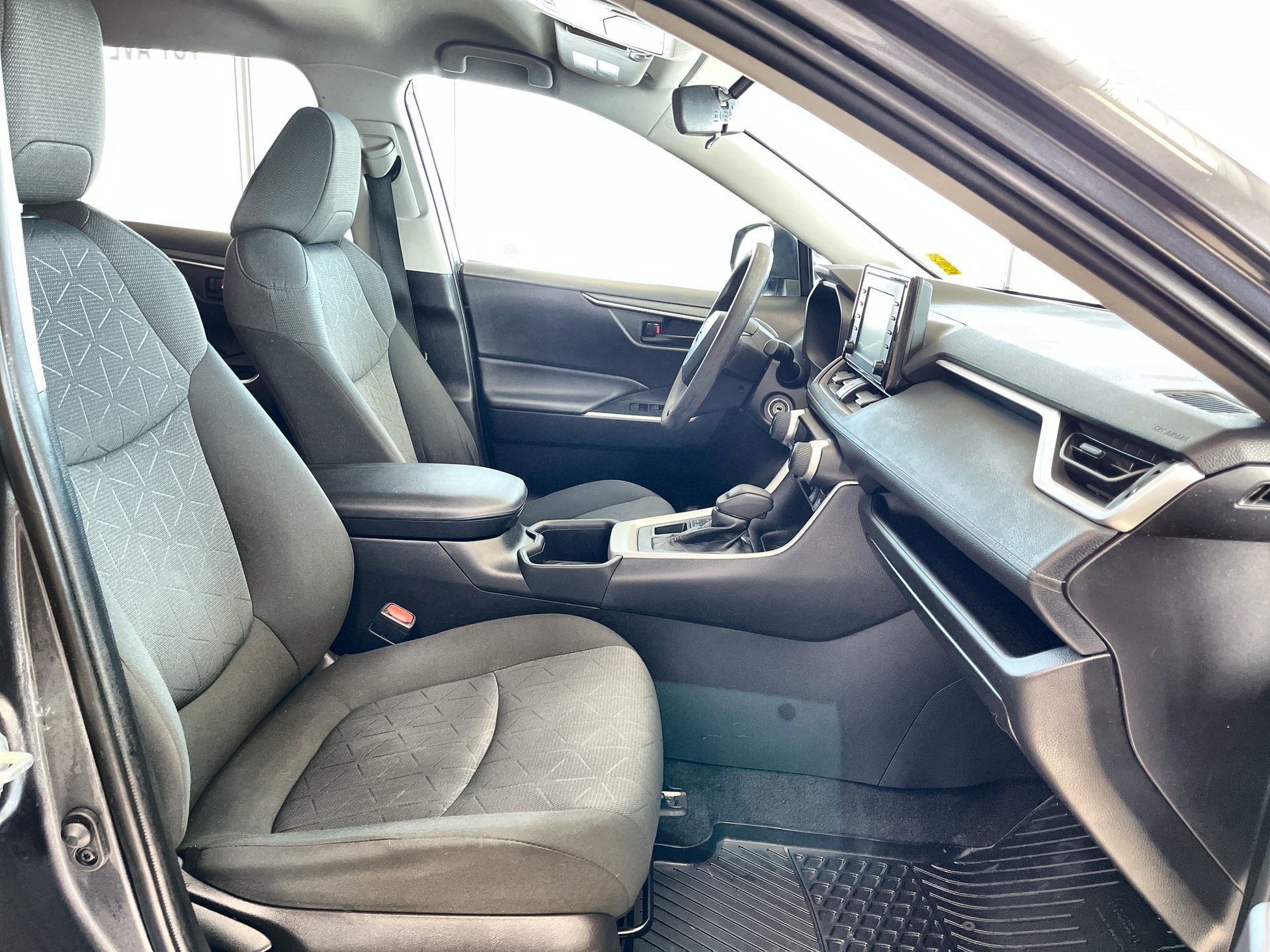 Toyota RAV4  2022 à Regina, Saskatchewan