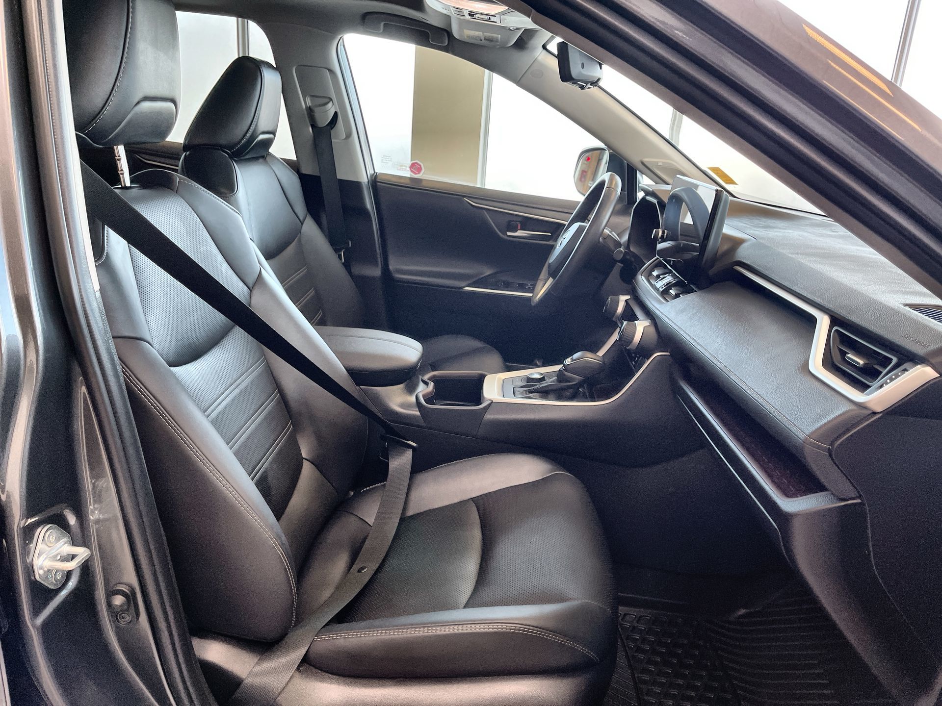 Toyota RAV4  2023 à Regina, Saskatchewan