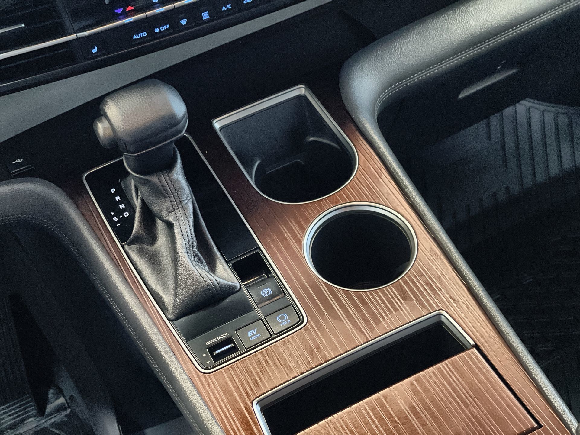 2024 Toyota Sienna Hybrid