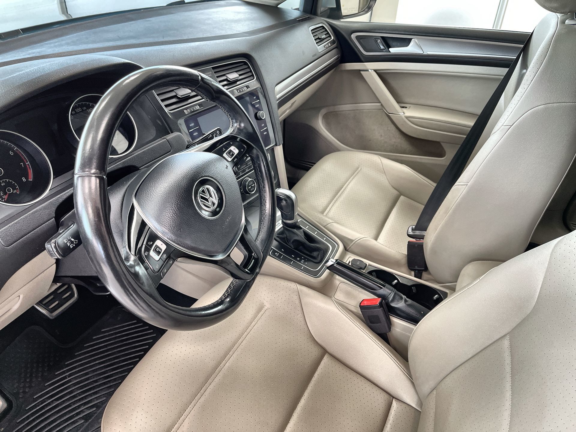 2019 Volkswagen Golf Sportwagen Alltrack