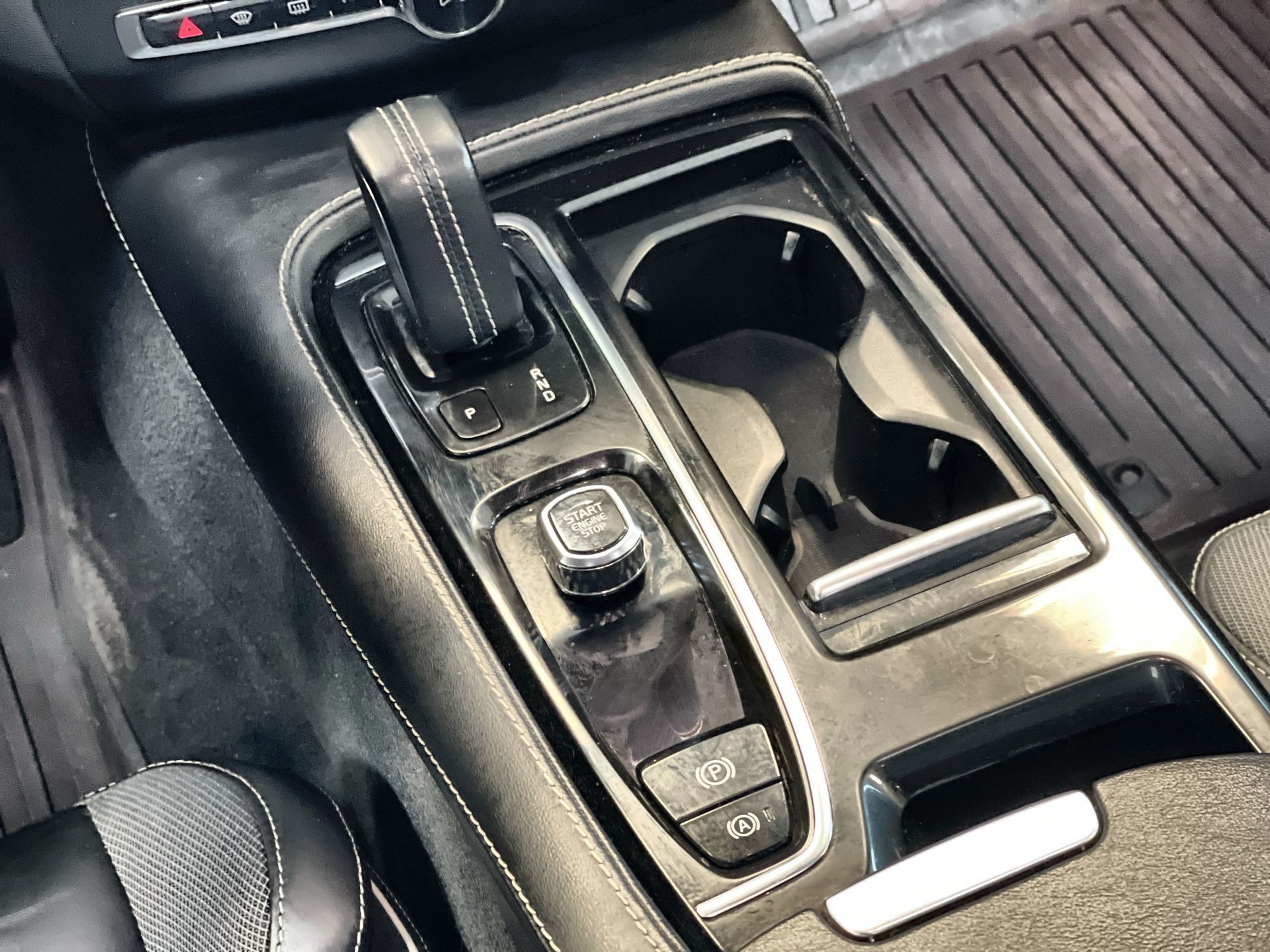 2022 Volvo S60