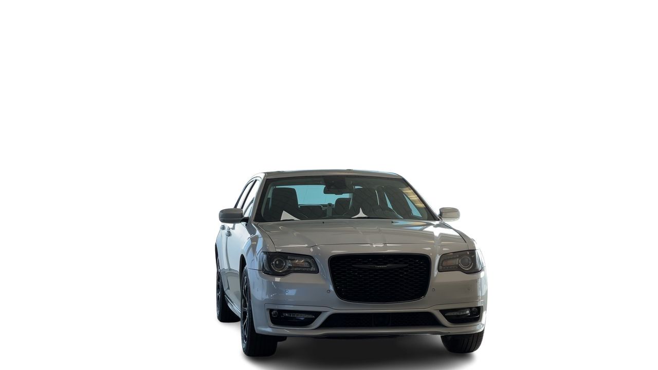 2023 Chrysler 300 in Regina, Saskatchewan