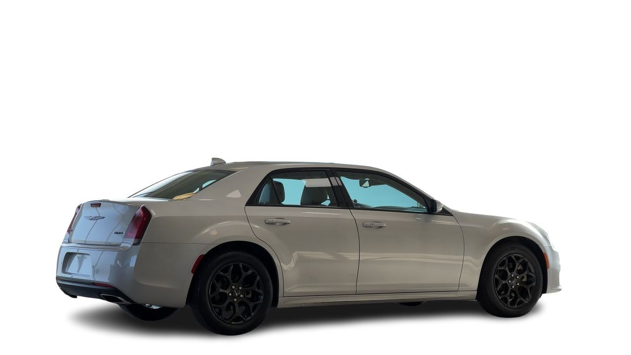 2023 Chrysler 300