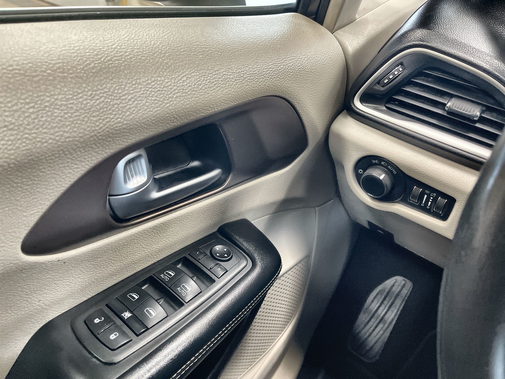 2022 Chrysler Grand Caravan in Regina, Saskatchewan