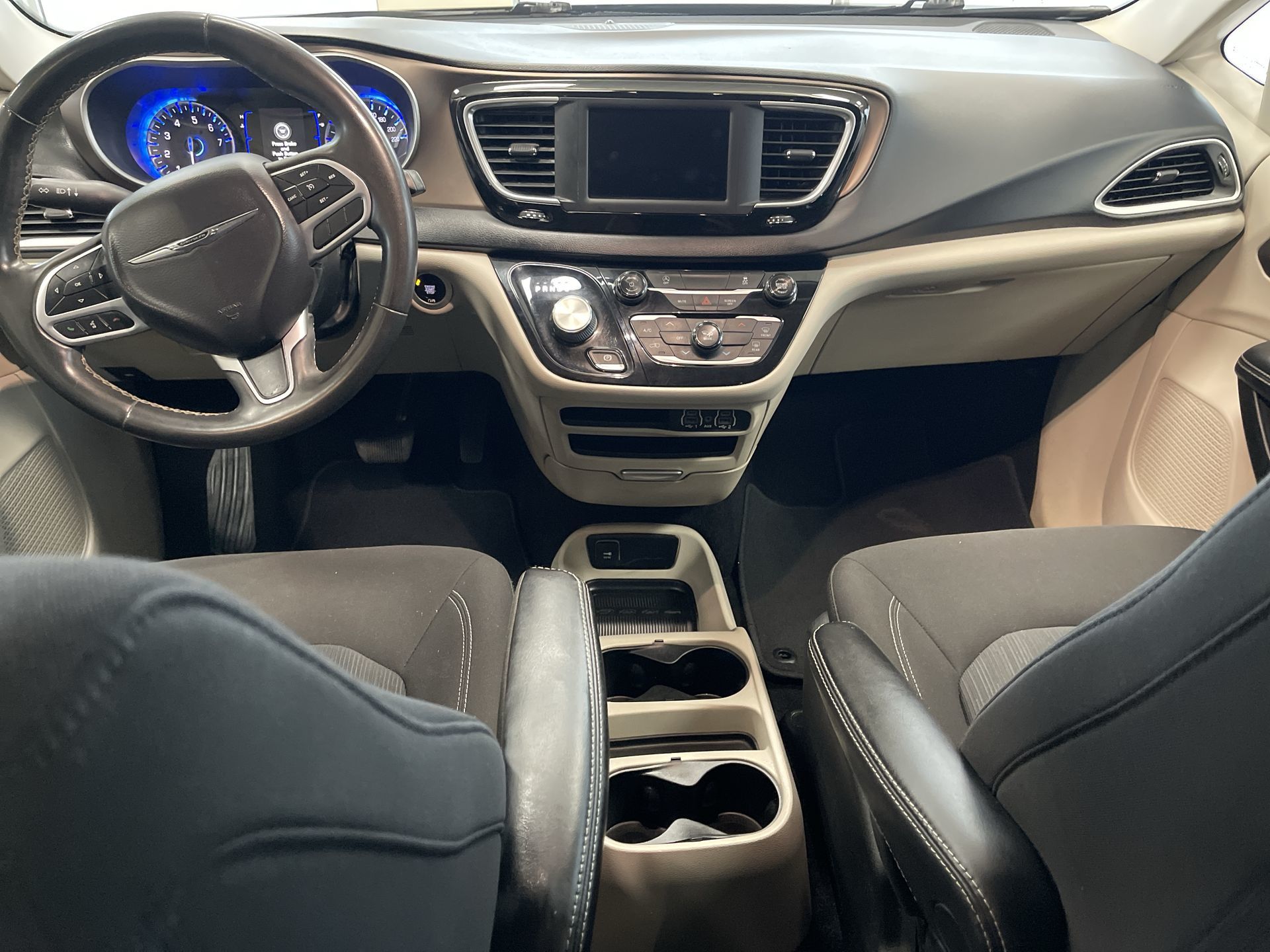 2022 Chrysler Grand Caravan in Regina, Saskatchewan