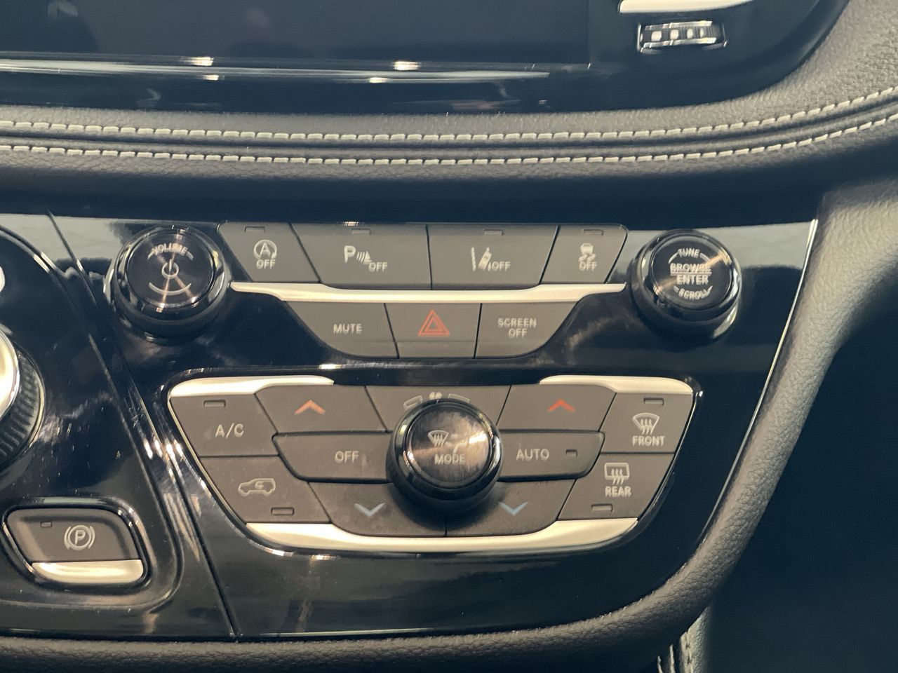 2025 Chrysler Pacifica