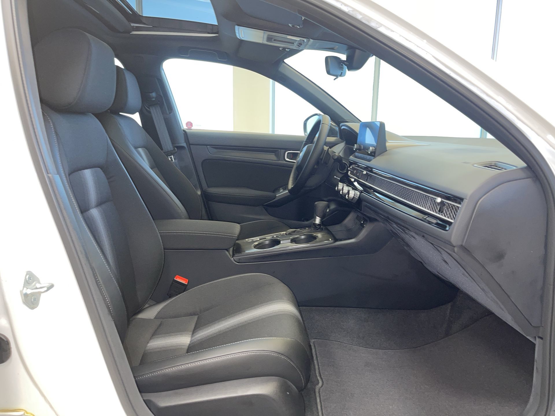 2025 Honda CIVIC HYBRID Hatchback in Regina, Saskatchewan