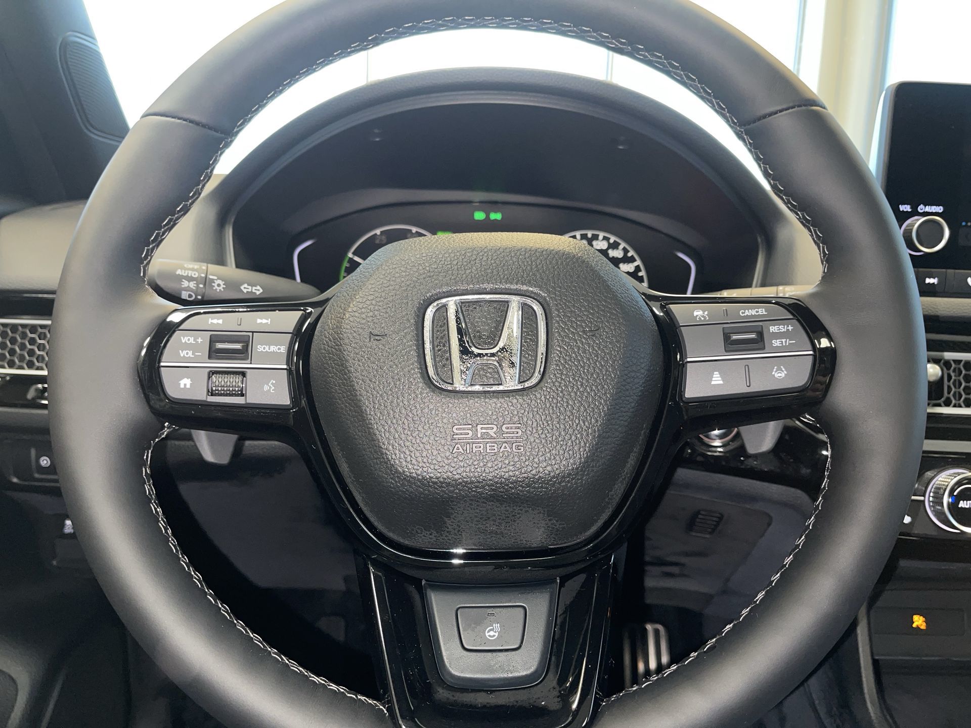 2025 Honda CIVIC HYBRID Hatchback in Regina, Saskatchewan