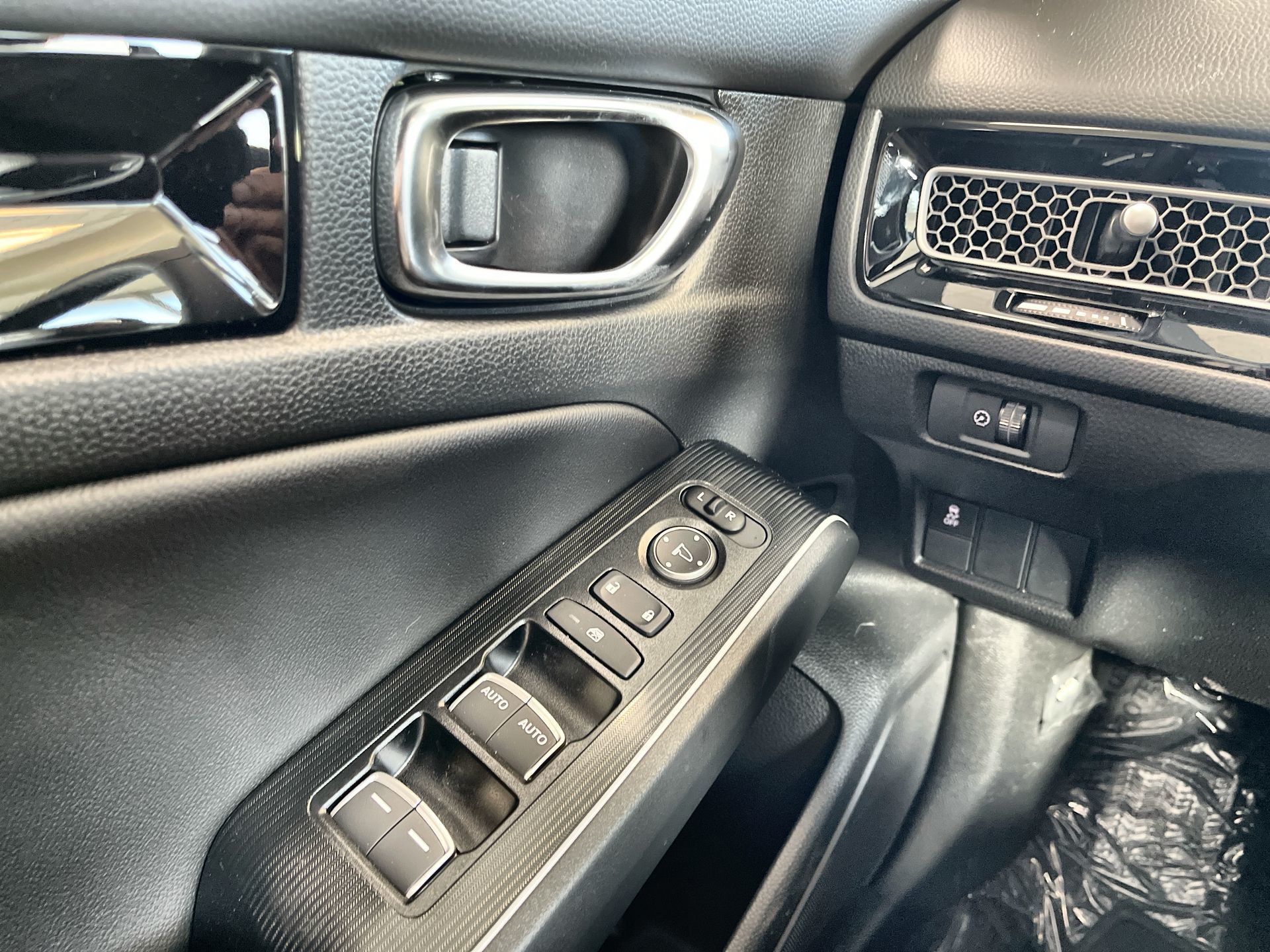 2026 Honda Civic Hybrid in Regina, Saskatchewan