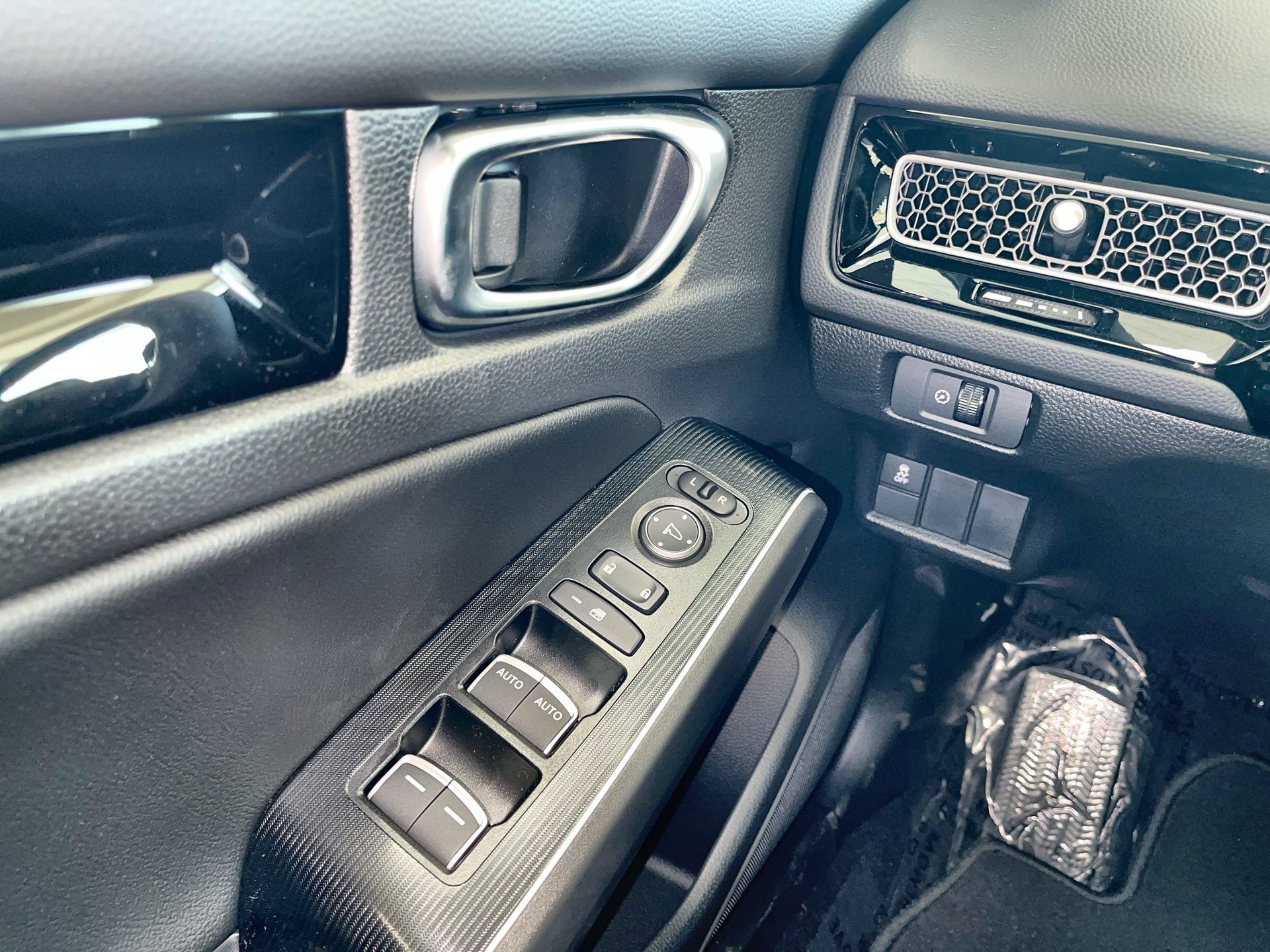 2026 Honda Civic Hybrid in Regina, Saskatchewan