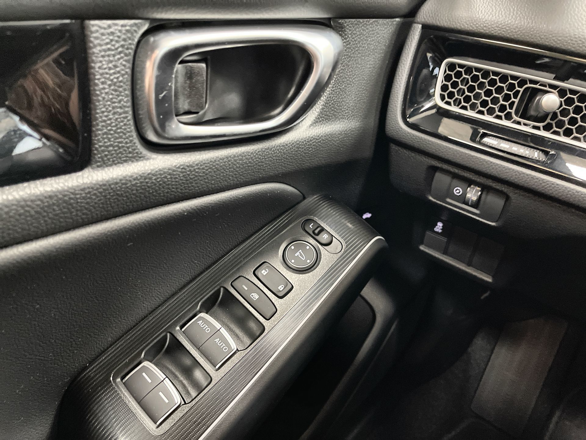 2026 Honda Civic Hybrid in Regina, Saskatchewan