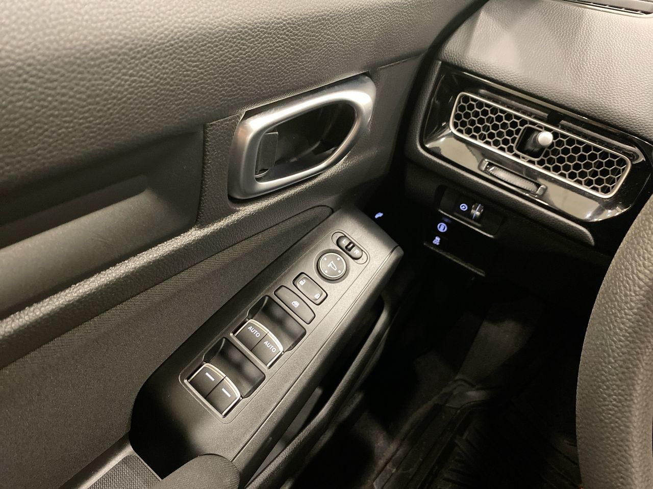 2022 Honda Civic in Regina, Saskatchewan