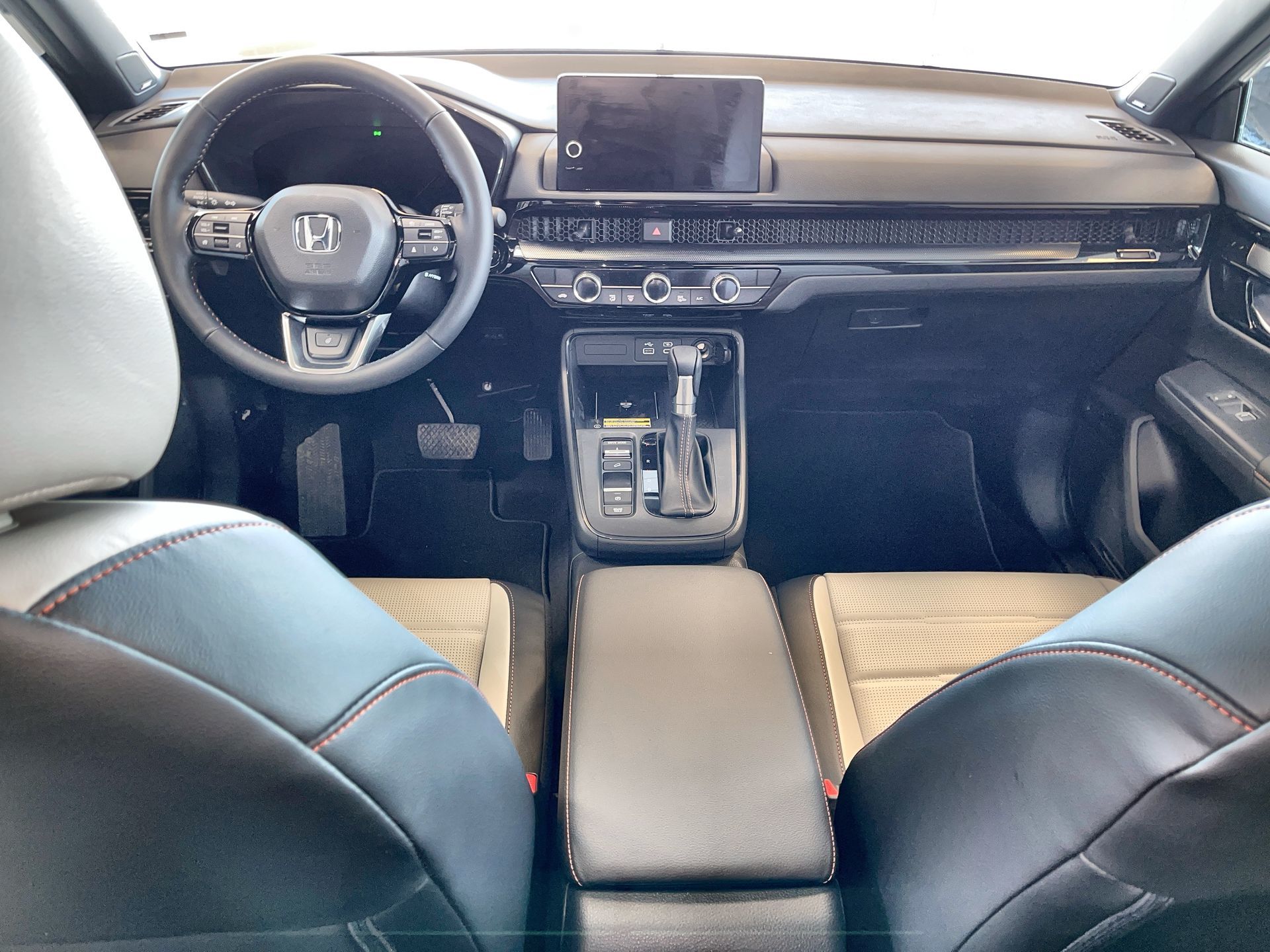 2025 Honda CR-V HYBRID in Regina, Saskatchewan