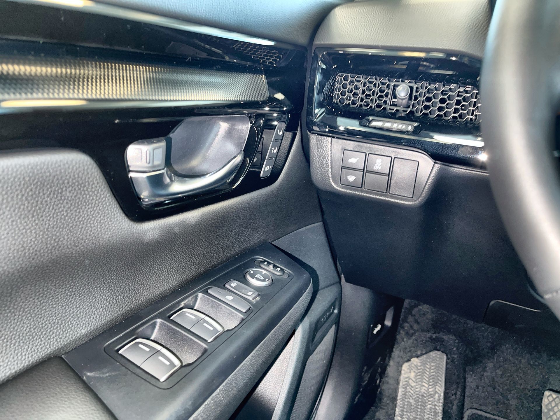 2025 Honda CR-V HYBRID in Regina, Saskatchewan