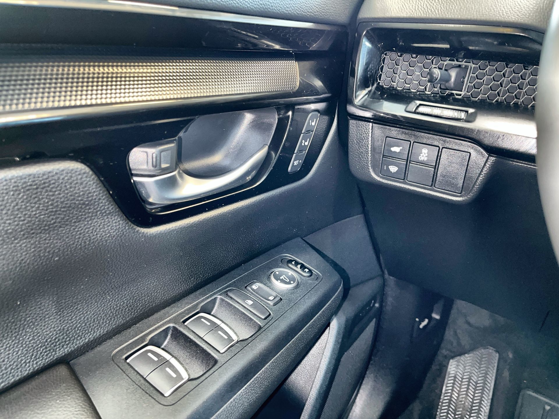 2025 Honda CR-V Hybrid