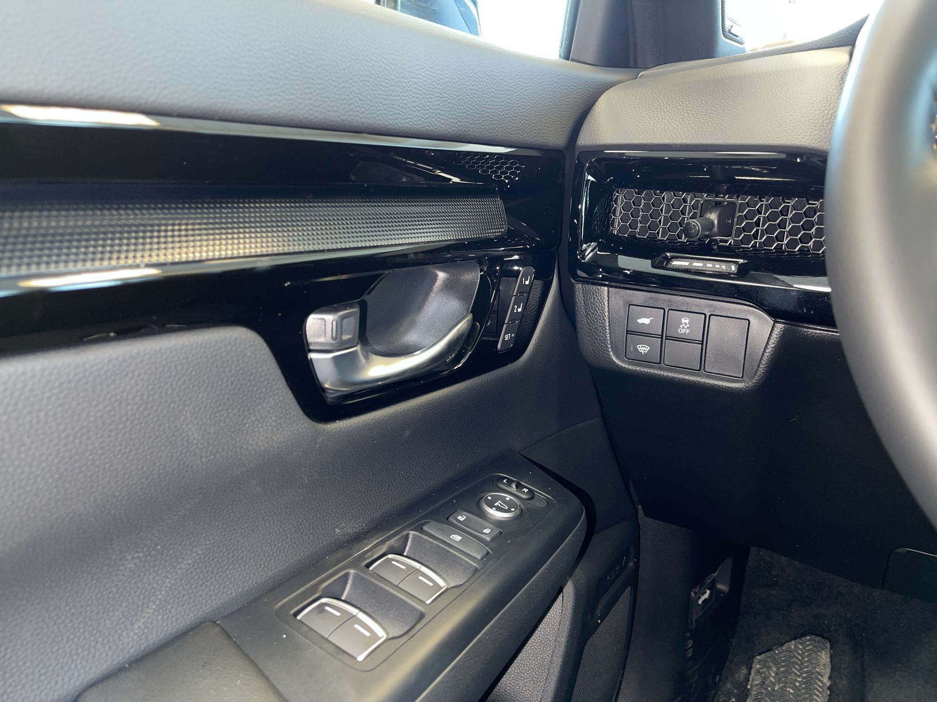 2025 Honda CR-V Hybrid