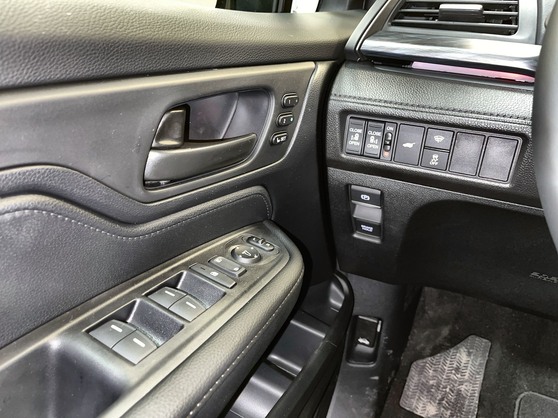 2025 Honda Odyssey in Regina, Saskatchewan