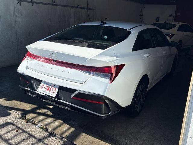 2025 Hyundai Elantra