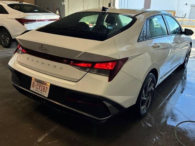 2025 Hyundai Elantra
