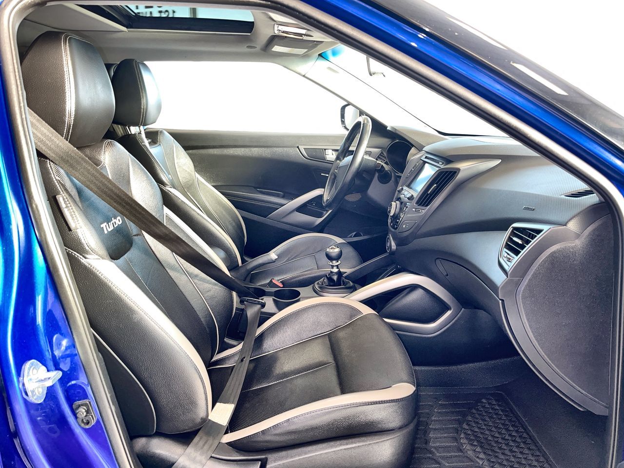 Hyundai Veloster  2014 à Regina, Saskatchewan