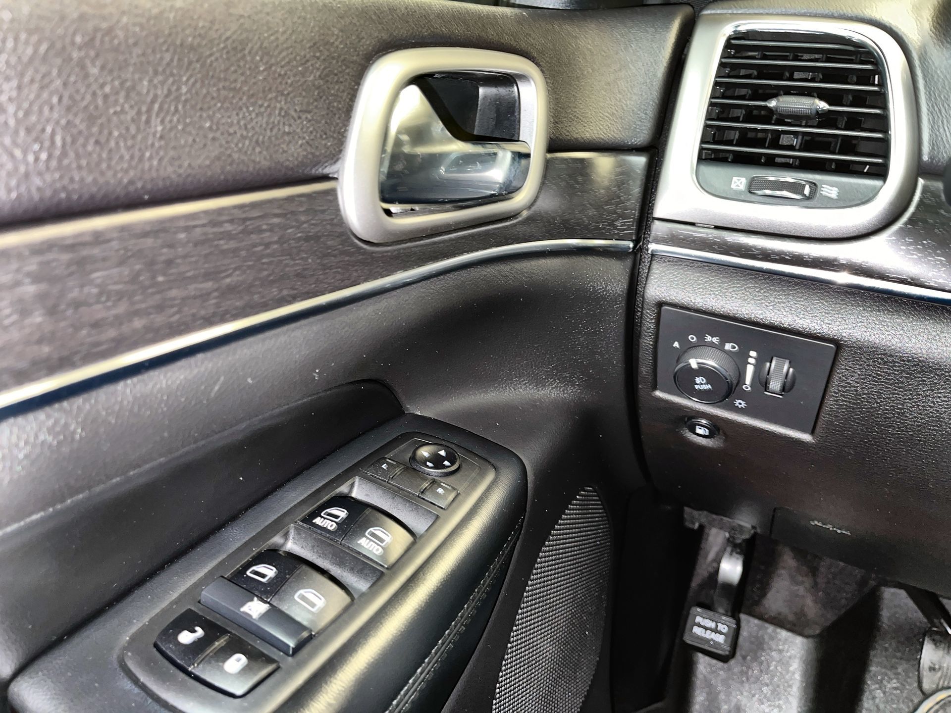 Jeep Grand Cherokee 4X4  2018 à Regina, Saskatchewan