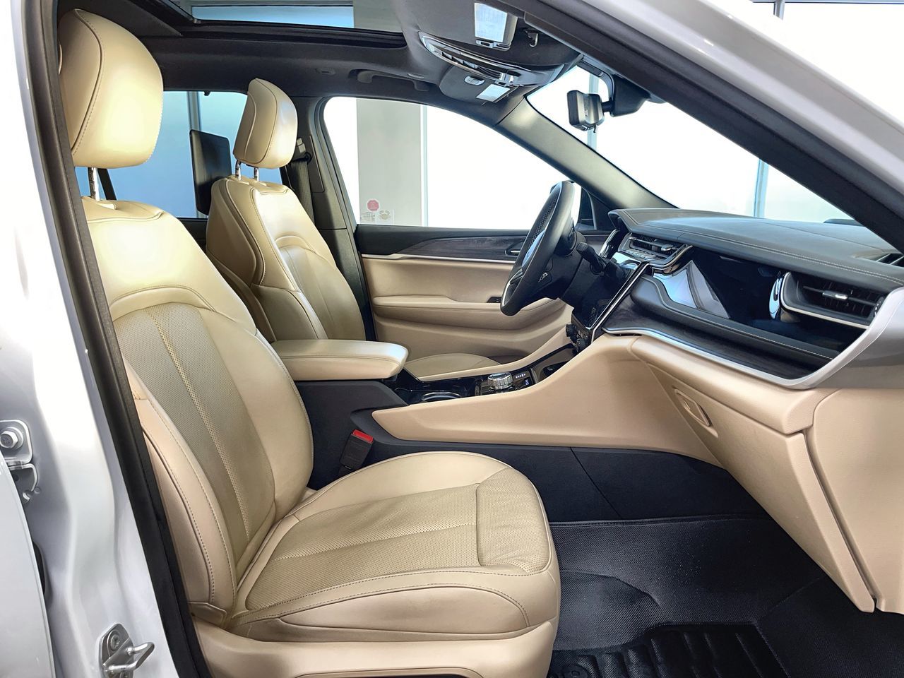 2022 Jeep Grand Cherokee