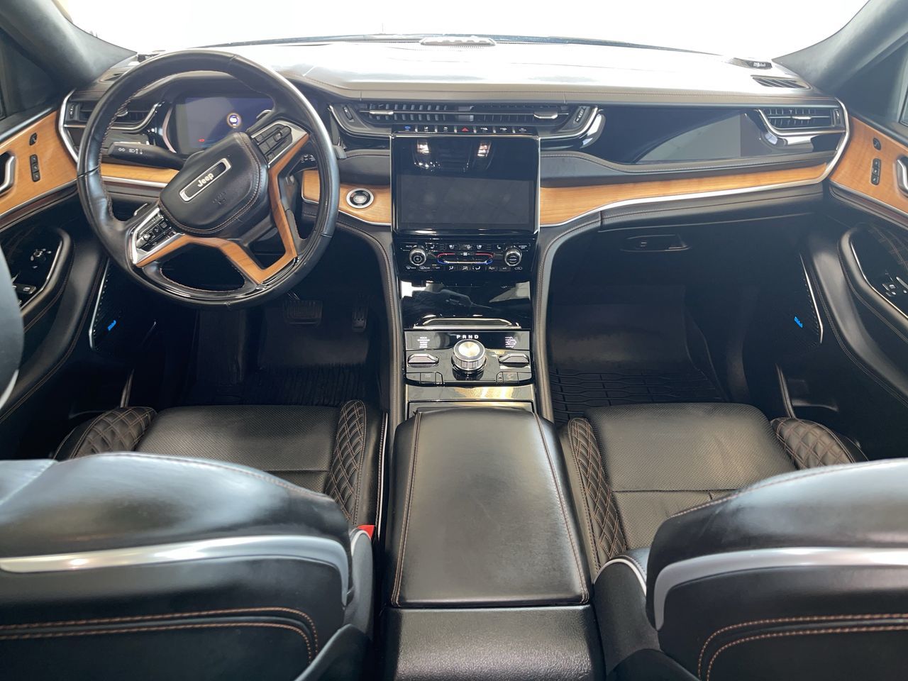 2022 Jeep Grand Cherokee in Regina, Saskatchewan